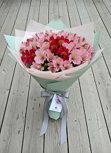 Букет цветов из:  Альстромерии в Аксарке