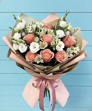 Букет цветов из:  Розы, Альстромерии и Лизиантусы в Аксарке