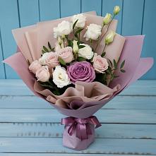 Букет цветов из:  Розы и Лизиантусы в Аксарке