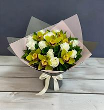 Букет цветов из:  Орхидеи и Розы в Аксарке