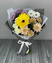 Букет цветов из:  Розы, Герберы и Хризантемы в Аксарке