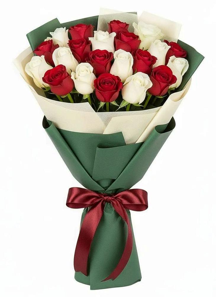 Букет Микс из красных и белых роз в Аксарке