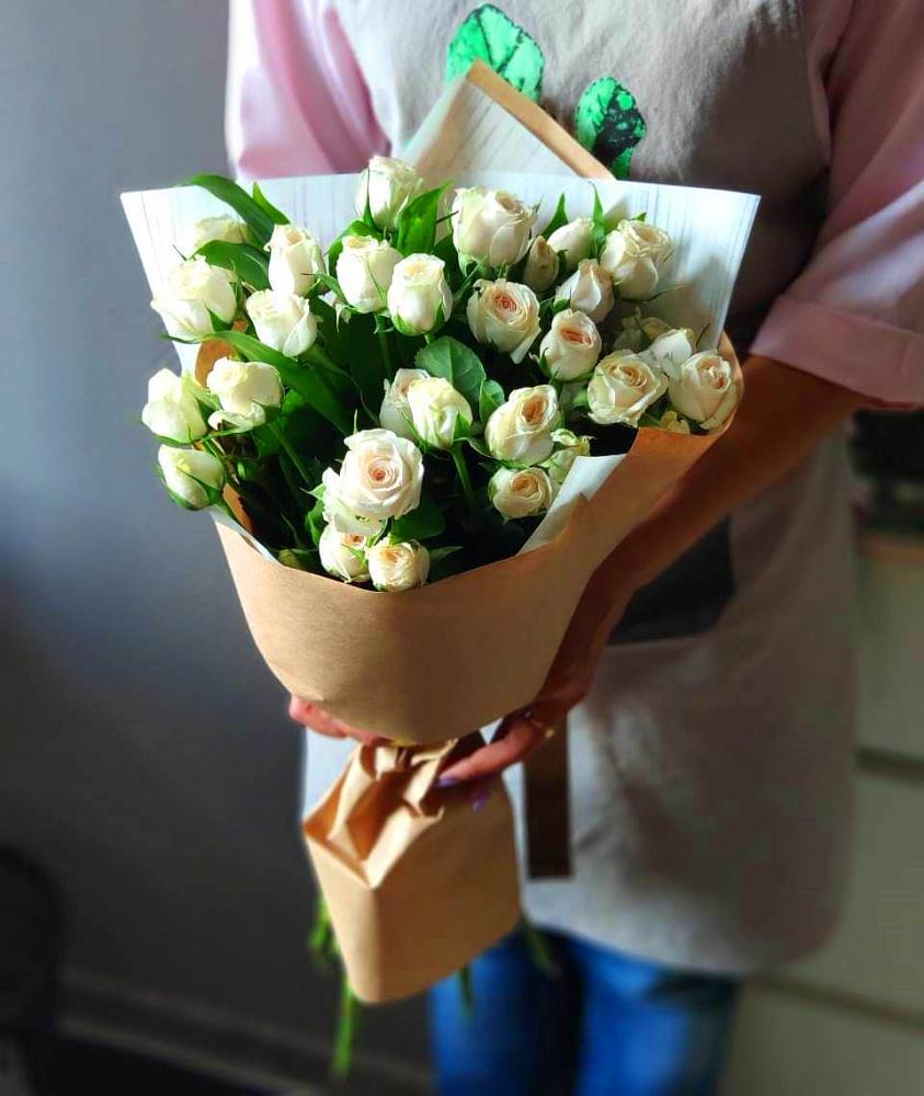Букет цветов из: Розы в Аксарке