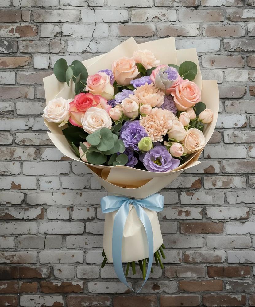 Букет цветов из: Розы, Лизиантусы и Гвоздики в Аксарке