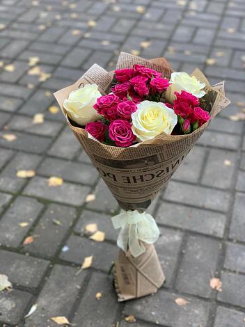 Букет цветов из: Розы в Аксарке
