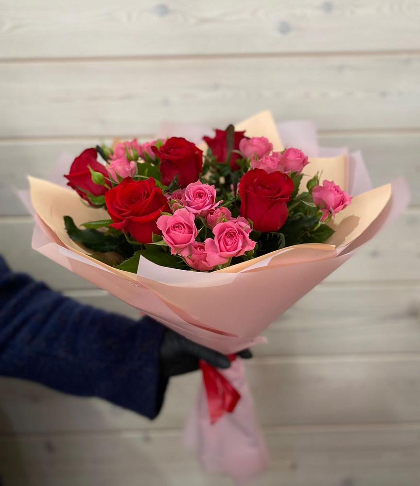 Букет цветов из: Розы в Аксарке