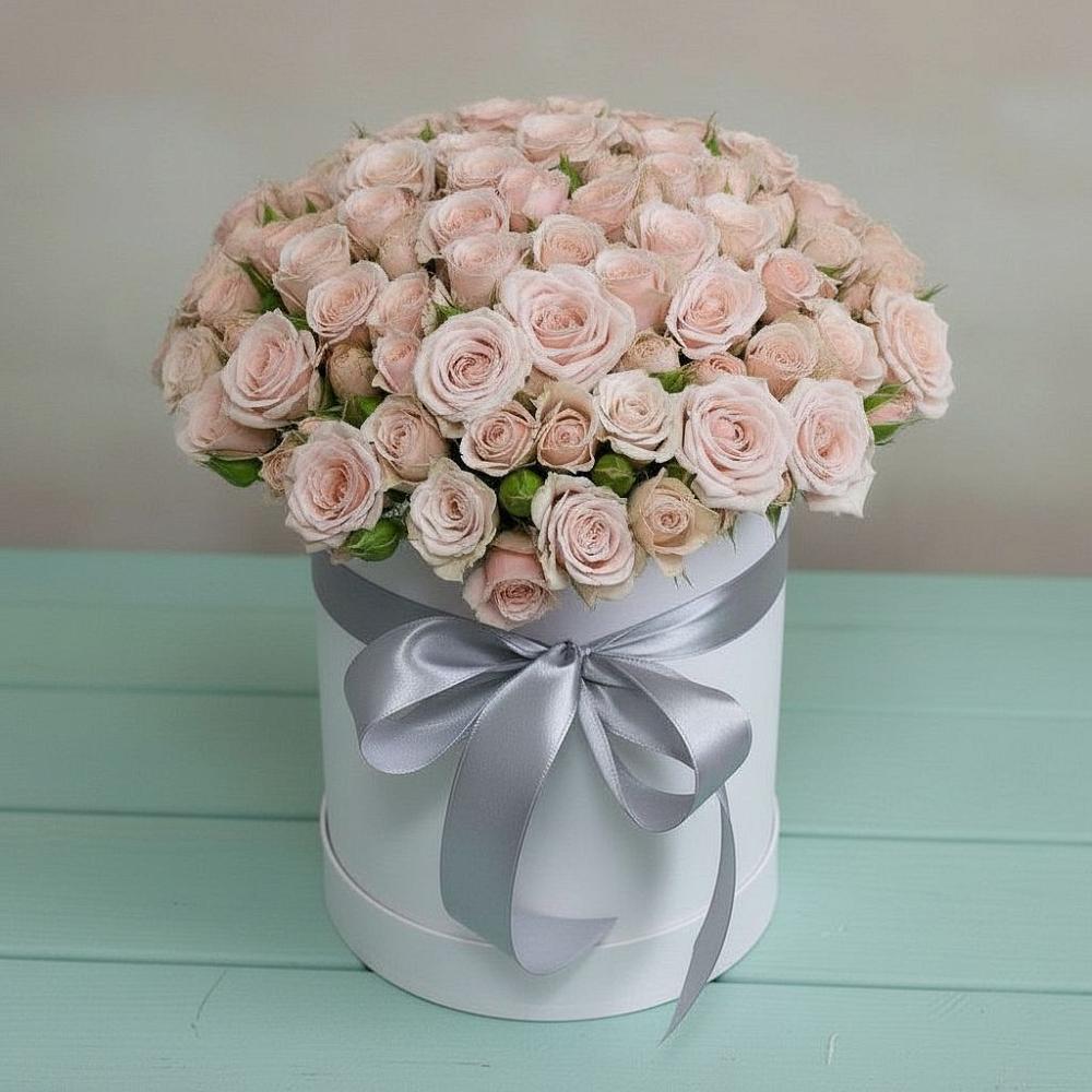 Цветочная композиция из Розы в шляпной коробке в Аксарке